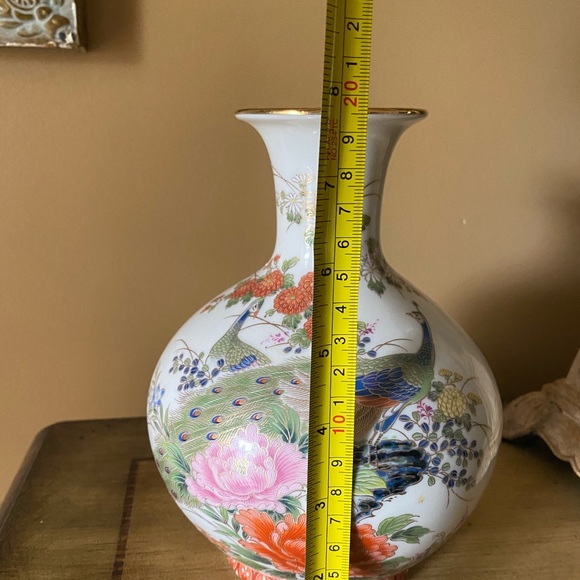 Japanese Shibata Peacock vase - Picture 9 of 9